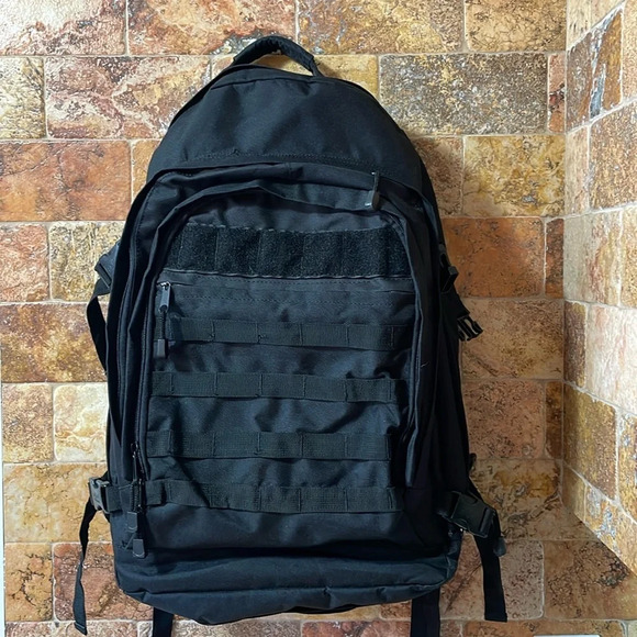 Explorer Tactical Men’s Women’s Backpack Outdoor Hiking Camping Bag Black - Picture 4 of 14